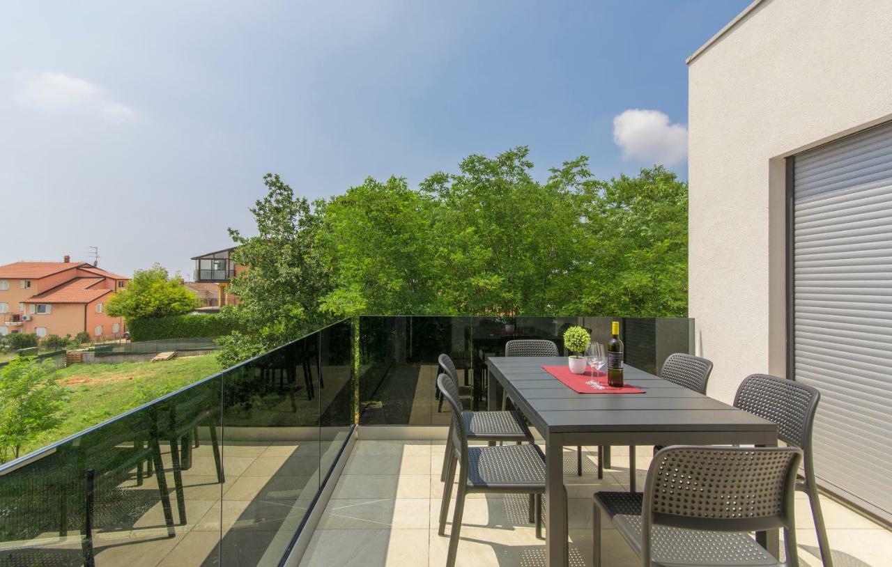 Apartment Lunne Novigrad Istria Eksteriør bilde