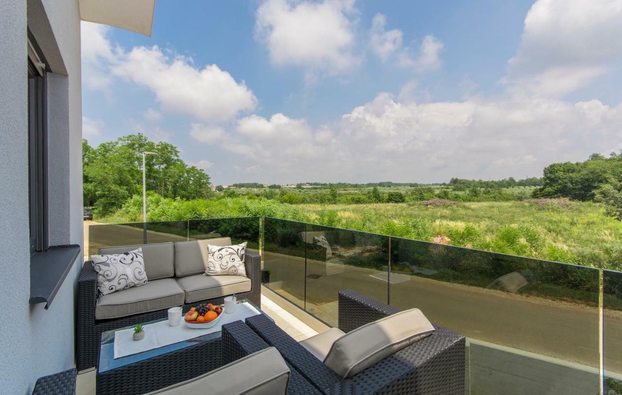 Apartment Lunne Novigrad Istria Eksteriør bilde